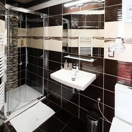 Zamek Wichterle - A Pivni Lazne Hotel Slavicin