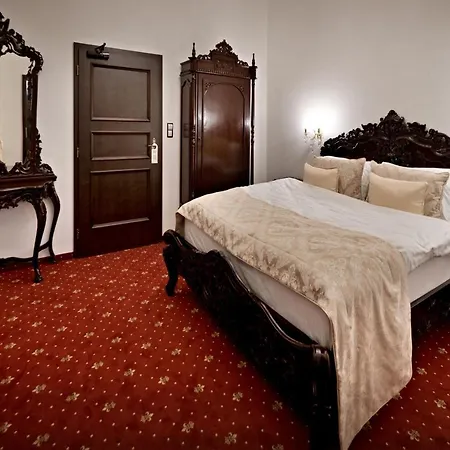 Zamek Wichterle - A Pivni Lazne 4* Slavicin