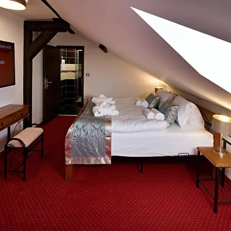 Zamek Wichterle - A Pivni Lazne Hotel 4*