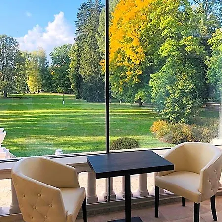 Zamek Wichterle - A Pivni Lazne ホテル 4*
